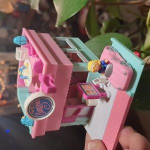 1990's Polly Pocket burger joint/ drive thru. Complete with car and doll!!